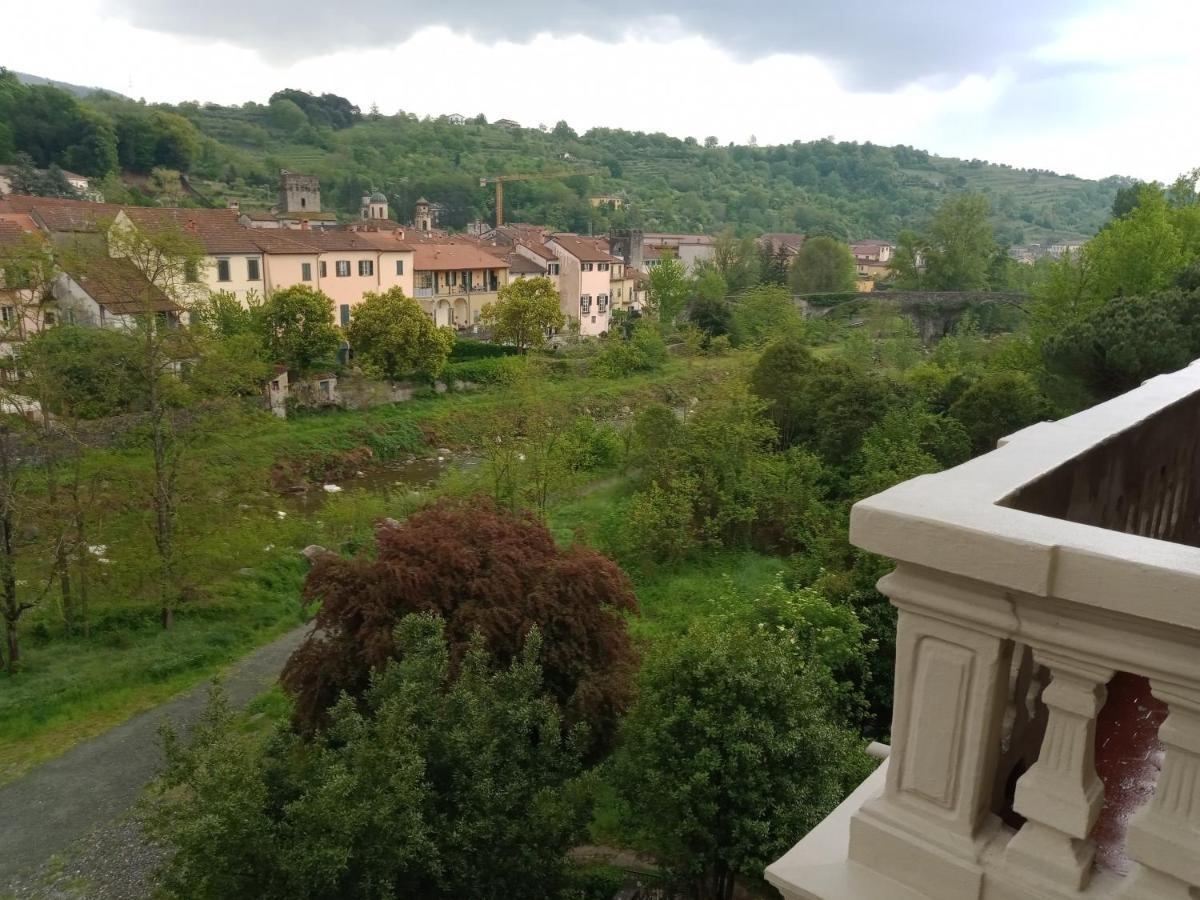 Casa Con Vista - Border House - Pontremoli Apartment Екстериор снимка