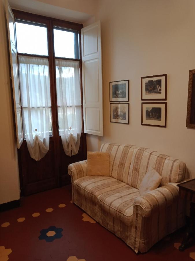 Casa Con Vista - Border House - Pontremoli Apartment Екстериор снимка