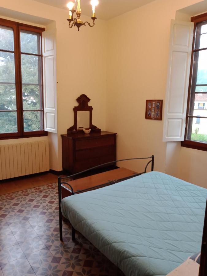 Casa Con Vista - Border House - Pontremoli Apartment Екстериор снимка